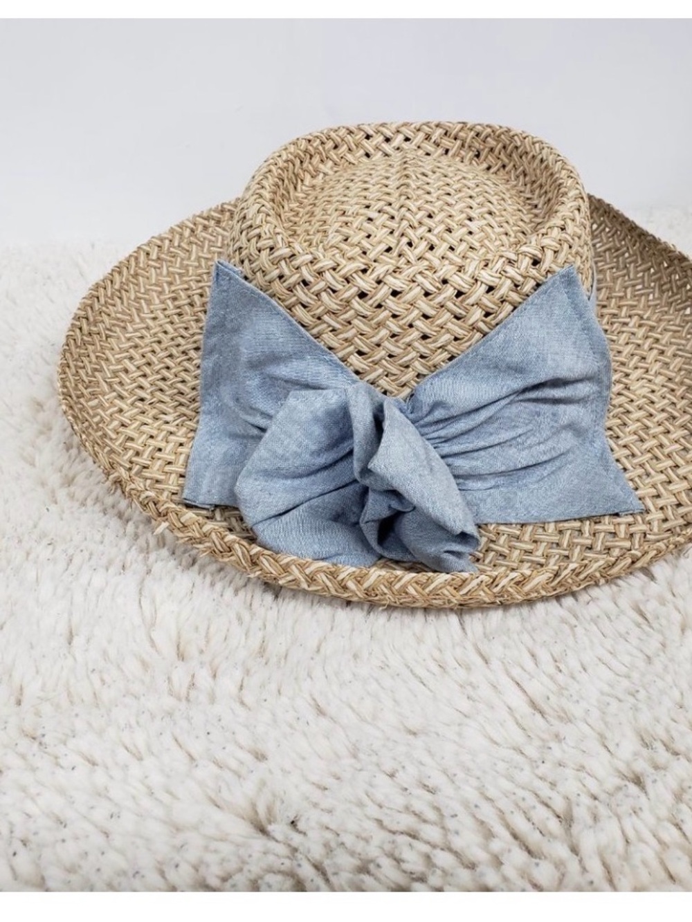 Natural Straw Boater Hat with Light Blue Band - Picture 4 of 9